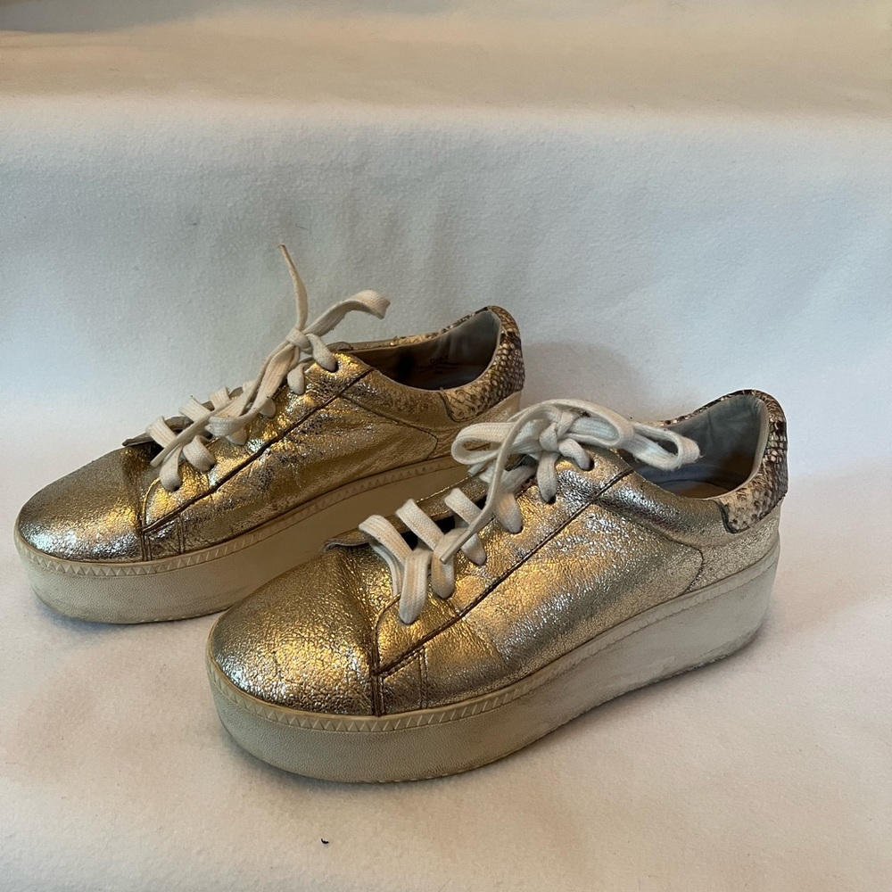 Ash gold platform sneakers limited edition